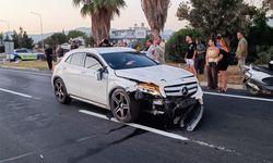 Otomobille çarpışan motosikletli ağır yaralandı