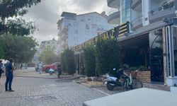 Kafe bacasındaki yangın panik yarattı