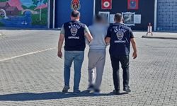 Aranan hükümlüyü polis yakaladı