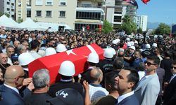 İzmir'de şehit polislere acı veda
