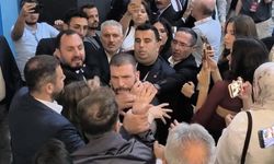 CHP kongresinde kavga: Tekme ve tokatlar havada uçuştu