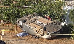 Manavgat'ta otomobil bahçeye uçtu