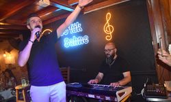 33’lük sahne'nin patron sanatçısı