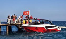 Kemer’de deniz paraşütü teknesi faciası