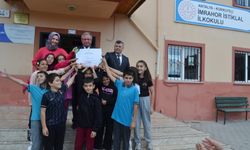 Korkuteli'de ilkokula Çevre Beratı ödülü