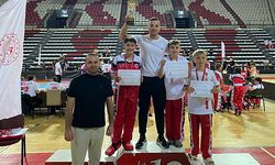 Kemer Belediyesi Kick Boks Takımı’ndan madalya yağmuru
