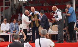 Kırkpınar ağasından Bilal Erdoğan’a özel ceket