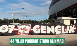 44 yıllık pankart stada alınmadı