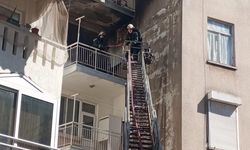 Apartman dairesinde korkutan yangın