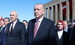Cumhurbaşkanı Erdoğan başkanlığındaki devlet erkanı Anıtkabir’i ziyaret etti