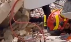 Gebze’deki enkazın altından umudun çığlığı böyle yükseldi