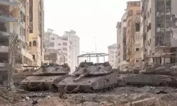 İsrail ordusu, Gazze'nin güneyindeki Refah'a hava saldırıları düzenledi