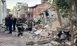 Gebze'de bina çöktü; kurtarma çalışması başlatıldı