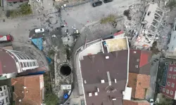 Gebze’de yıkılan binanın yakınındaki 12 bina mühürlendi; 45 aile tahliye edildi