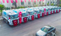 Serik Belediyesi'ne yeni 37 hizmet aracı