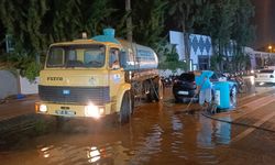 Alanya'da sağanak yağış