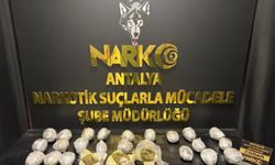 Aracın gizli bölmelerinde 9 kilo esrar ele geçirildi