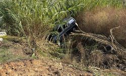 Manavgat'ta kaza: 2 otomobil çarpıştı