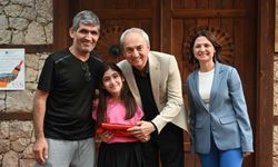 Miniklerin hayalleri tuvallerde