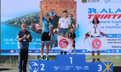 34. Uluslararası Alanya Triatlonu tamamlandı