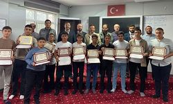 Korkuteli'nde hafızlar belgelerini aldı