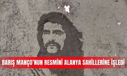 Barış Manço’nun resmini Alanya sahillerine işledi