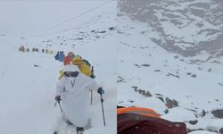 Everest’teki kar fırtınası nedeniyle bin kişi dağda mahsur kaldı