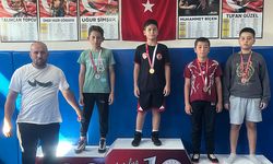 Kumluca'da güreşçiler hazırlandı