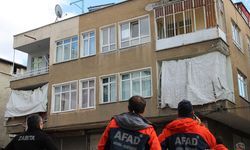 3 katlı bina yıkılma tehlikesi nedeniyle boşaltıldı