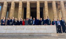 Başkan Vekili'nden Anıtkabir ziyareti