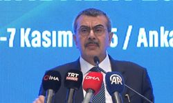 Bakan Tekin: "45 farklı ülkede 2 bin 785 bursiyerimiz var"