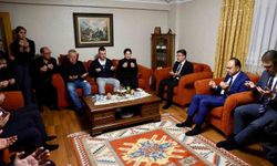 Bakanı Yumaklı’dan, şehit olan pilotun ailesine ziyaret