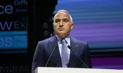 Bakan Ersoy'dan turizmde nisan-mayıs uyarısı