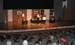 "Eyvah Yine Karıştı" perdelerini açtı