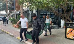 Otel odasında ölü bulundu