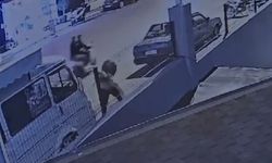 Önce yumruk attı, ardından bıçakla saldırdı!