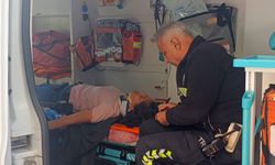 Manavgat’ta zincirleme kazayı önlemek isterken yaralandı