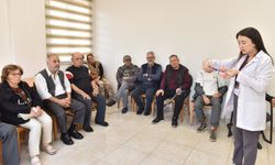 Kepez Belediyesi’nden Şefkat ve Huzurevi’nde diş taraması