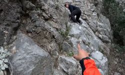 Antalya'da yürüyüşe çıktıkları dağda mahsur kalan gençleri AFAD kurtardı