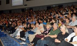 Antalya'da Gülses rüzgârı esti