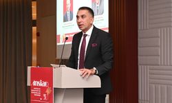 Özbek: Atatürk'ün çizdiği yol, geleceğin pusulasıdır