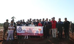 Şehitler için fidan dikim etkinliği