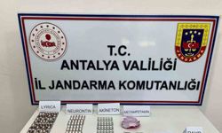 Alanya'da sentetik hap ve esrar ele geçirildi