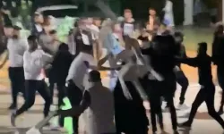 Antalya’da düğünde çıkan kavgada sandalyeler havada uçuştu, ortalık savaş alanına döndü