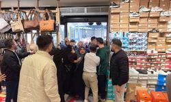 10 liraya ayakkabı, çanta, kıyafet satıldığını duyan koştu