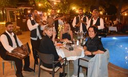 Güzeller Meyhanet’e kutladılar