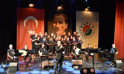 Atatürk sevdiği şarkılarla anıldı