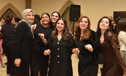 Kepez Belediyesi, 24 Kasım’da öğretmenlere moral verdi