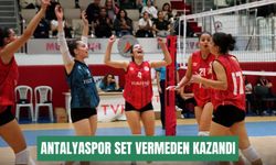 Antalyaspor, Elit Akdeniz’e set vermeden kazandı