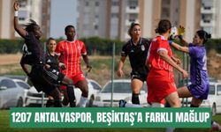 1207 Antalyaspor, Beşiktaş’a farklı mağlup oldu